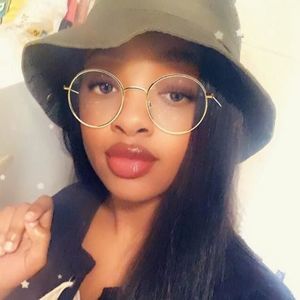 Meet your Posher, Jaimee